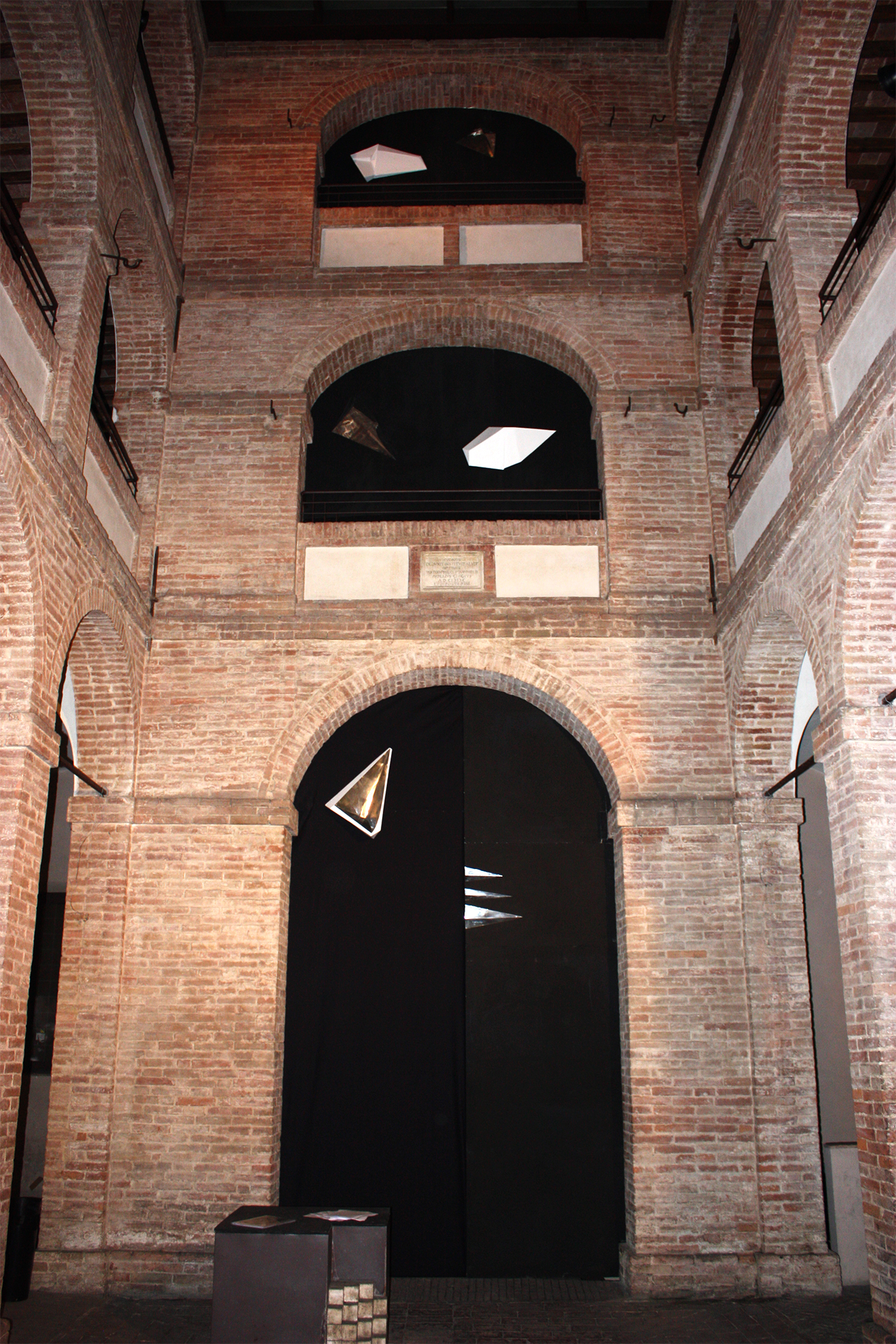 The Singing of the stones / Il Canto delle pietre